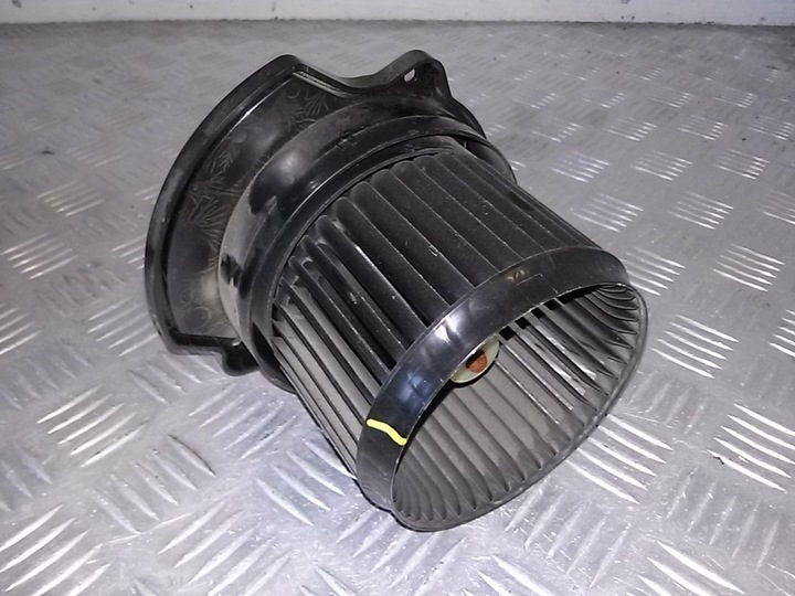 TOYOTA IQ 07-14R FAN AIR BLOWERS FAN photo 2 - milautoparts-fr.ukrlive.com