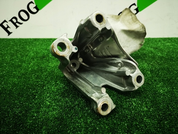 AUDI Q5 8R TDI BRACKET SUPPORT ENGINE 8K0199307BJ photo 4 - milautoparts-fr.ukrlive.com