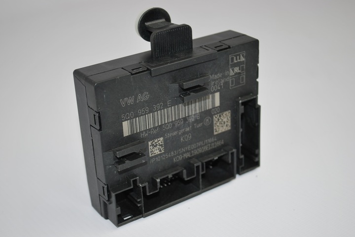 MODULE CONTROL UNIT DOOR AUDI A3 S3 RS3 5Q0959392E photo 1 - milautoparts-fr.ukrlive.com