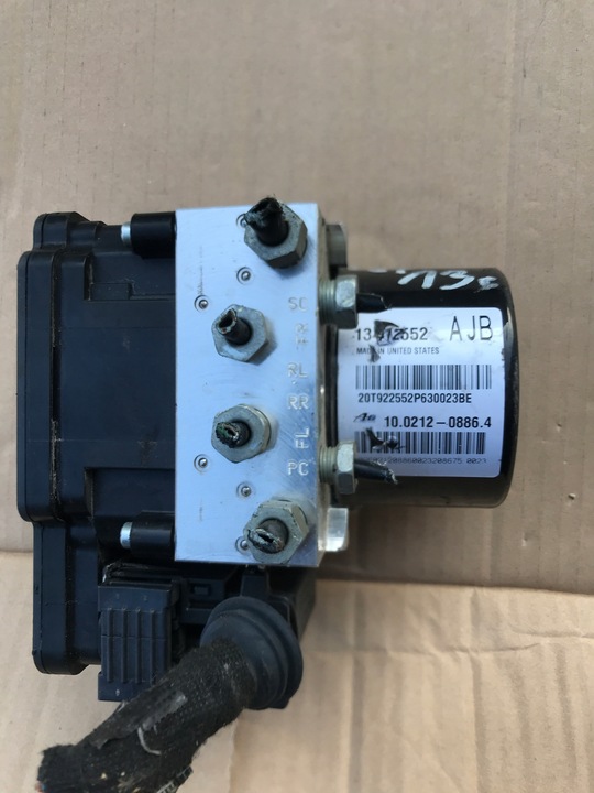 OPEL ZAFIRA C PUMP ABS 13412552AJB photo 1 - milautoparts-fr.ukrlive.com