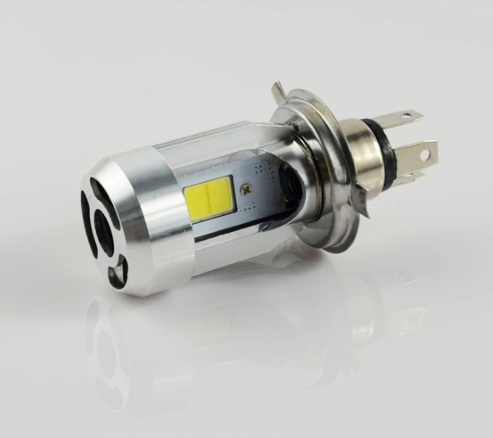 AMPOULE LED MOTOCYCLETTE SCOOTER QUAD H4 HS1 2000LM 40W VENTILATEUR RADIATOR