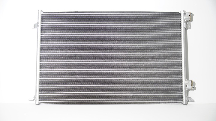 RADIATOR AIR CONDITIONER OPEL VECTRA C 2.0 2.2 DTI photo 1 - milautoparts-fr.ukrlive.com