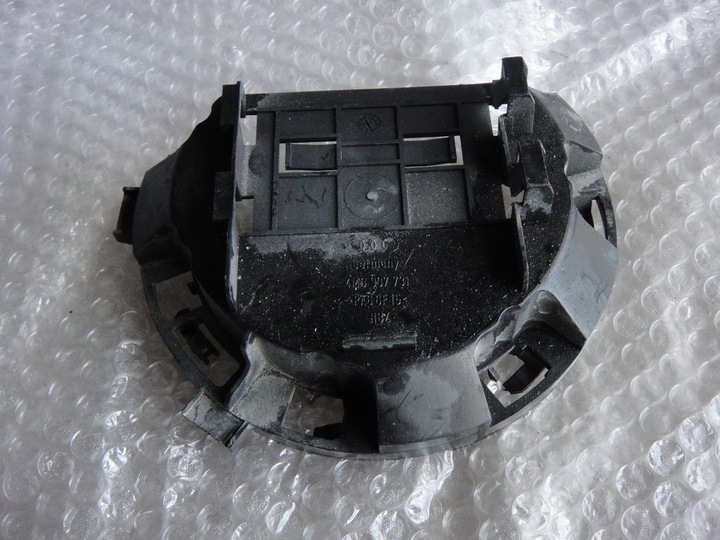 AUDI Q7 E-TRON MOUNTING CONTROL UNIT 4M0907731 photo 1 - milautoparts-fr.ukrlive.com