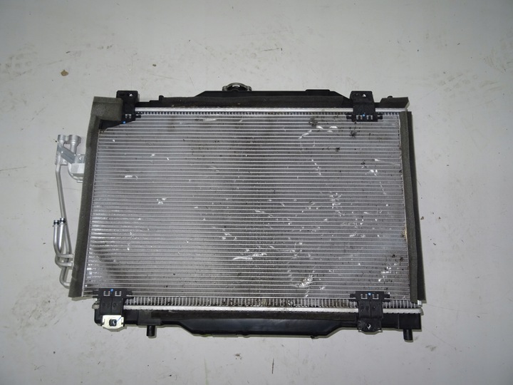 RADIATEUR EAUX DE CLIMATISATEUR MAZDA MX3 2.0 223000-4922 photo 1 - milautoparts-fr.ukrlive.com