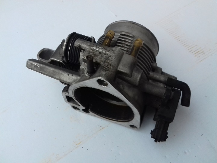 THROTTLE OPEL VECTRA B 2,5 V6 96-2002R photo 5 - milautoparts-fr.ukrlive.com