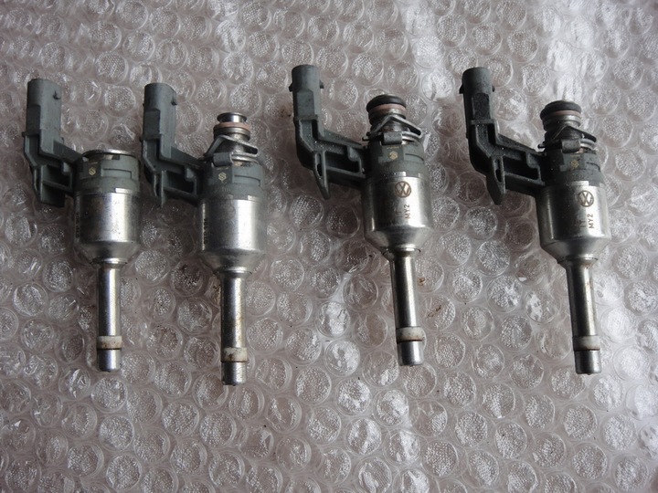 AUDI A8 D4 W12 NOZZLES 07P906036B photo 1 - milautoparts-fr.ukrlive.com