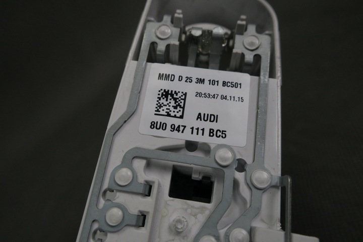 ÉCLAIRAGE CABINES AUDI A1 A3 8V Q3 8U0947111 BC5 photo 3 - milautoparts-fr.ukrlive.com