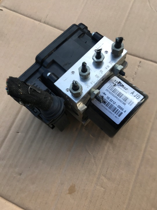 OPEL ZAFIRA C PUMP ABS 13412552AJB photo 3 - milautoparts-fr.ukrlive.com