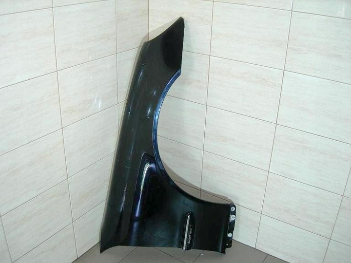 MERCEDES C-CLASS 01-07R W203 FRONT WING FRONT photo 2 - milautoparts-fr.ukrlive.com