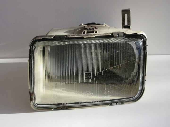 LAMP LAMP LEFT FORD SIERRA MK1 302126423 photo 1 - milautoparts-fr.ukrlive.com