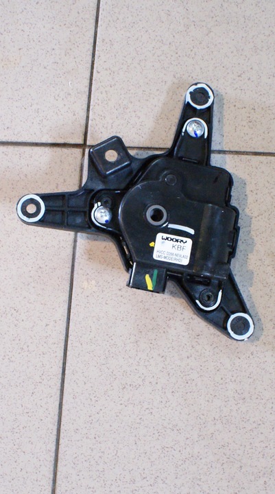 HYUNDAI IX35 SPORTAGE MOTOR LID D266-NE9LA02 photo 1 - milautoparts-fr.ukrlive.com