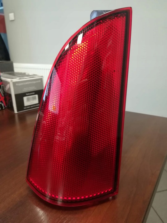 MERCEDES VITO LAMP LEFT REAR A6398201864 photo 1 - milautoparts-fr.ukrlive.com