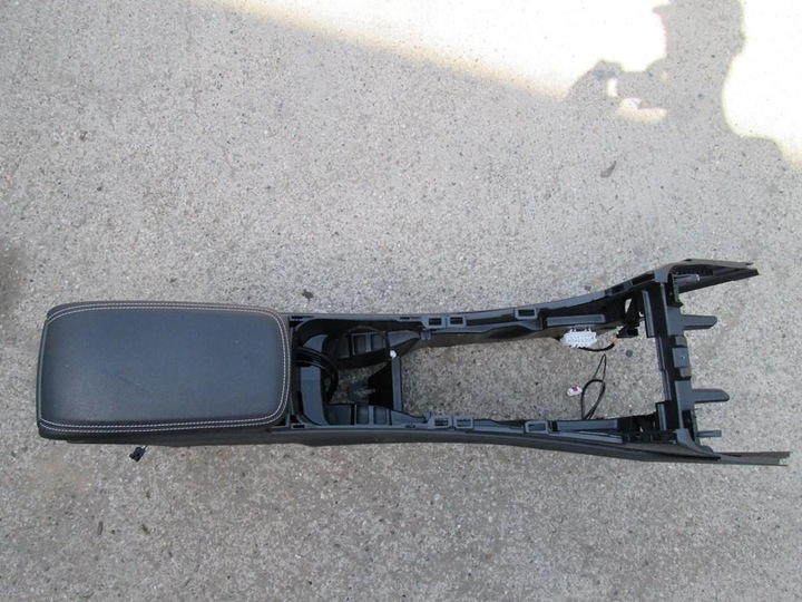 Підлокітник центральна консоль mercedes b-class 246, Ціна