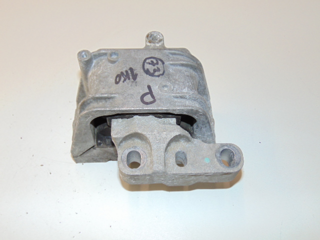 Кронштейн двигателя audi a3 vw passat b6 golf 1k0199262p, Цена