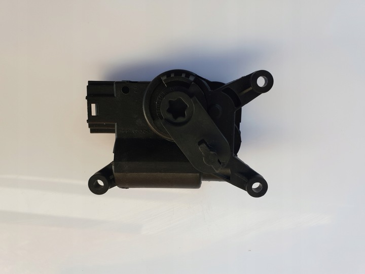 Vw skoda моторчик отопителя valeo 1k0907511q, Цена