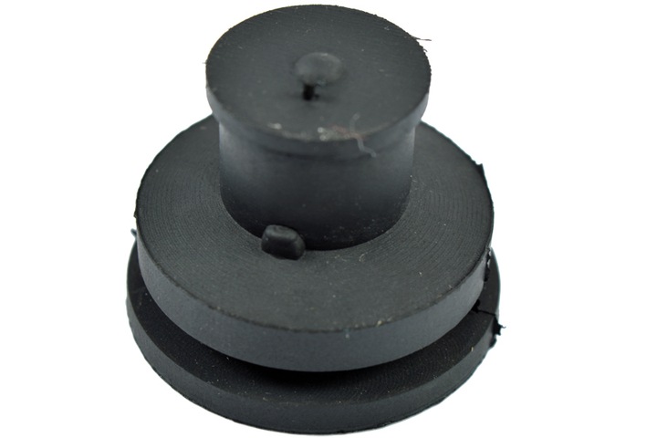 Кронштейн резина крышки защиты двигателя 2.0 hdi citroen peugeot volvo 013793, Цена