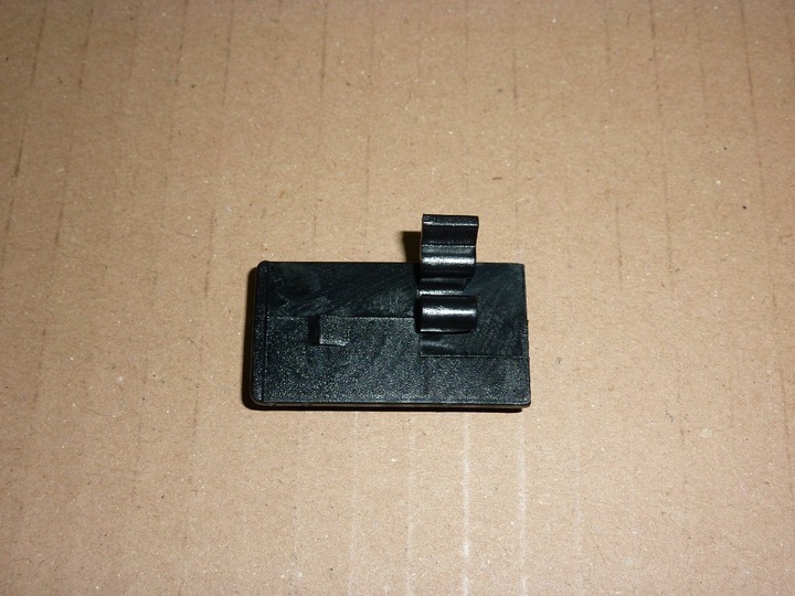 фото №3, Alfa romeo 166 кліпса порогова накладки порога l 555