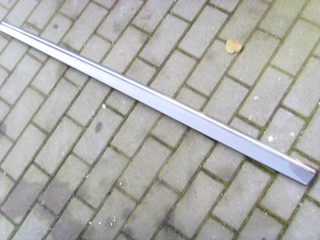 фото №1, Mercedes clk w209 планка дверь левая