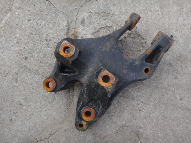 фото №1, Лапи кріплення двигуна mini cooper 1.6 r56 08
