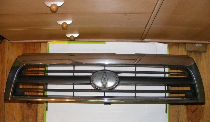 фото №1, Toyota hilux решётка решётка радиатора surf 4runner 96-00 хром