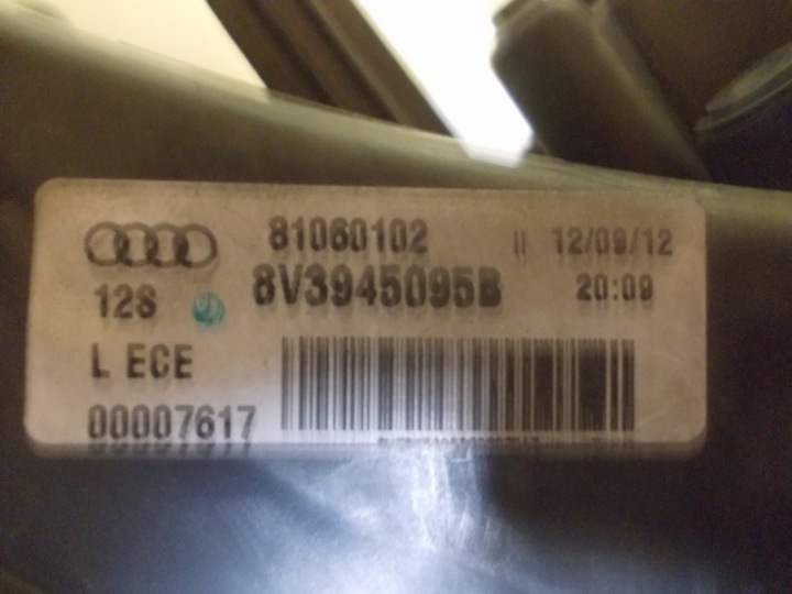фото №6, Audi (oem) 8v3 945 095b фара задня комбінована