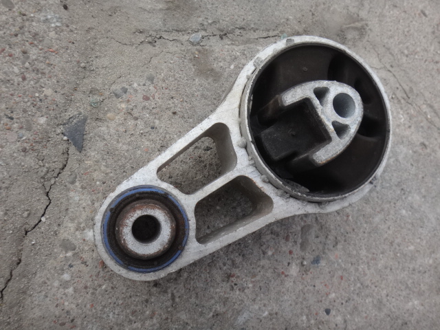 фото №1, Подушка двигуна лапи mini cooper 1.6 r56 08