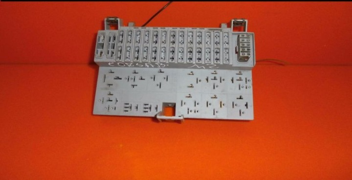 фото №1, Коробка корпус предохранителей opel corsa b 1.2 8v