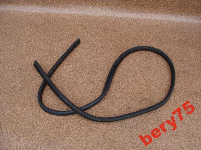 фото №1, Jeep grand cherokee 06r прокладка скла багажника