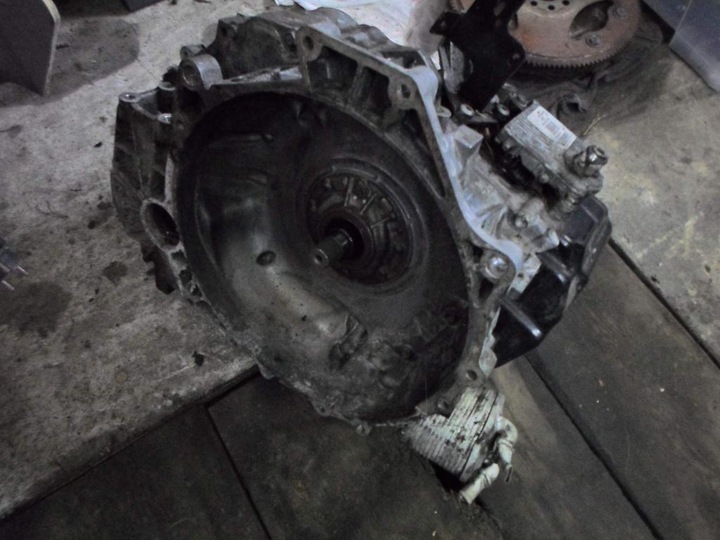 фото №1, Коробка передач коробки передач автомат 2.7 hdi 22gg07 peugeot 607