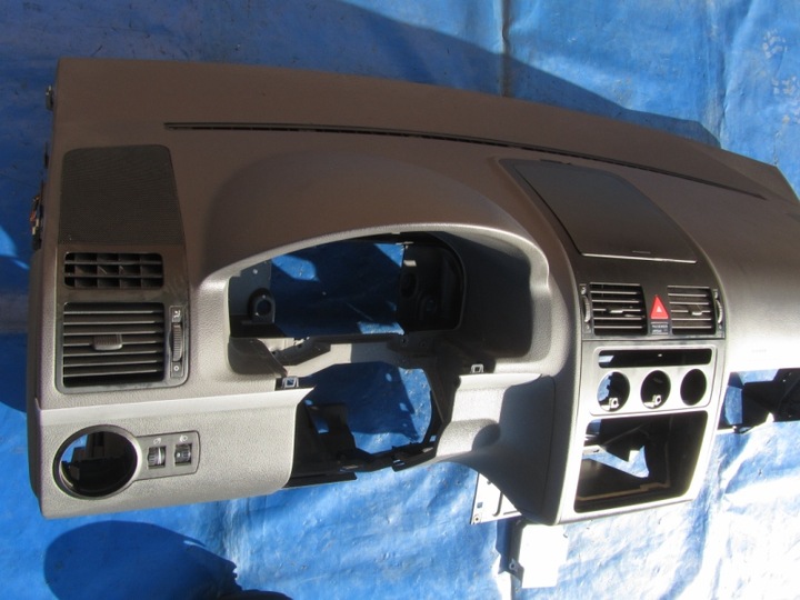 фото №8, Панель роздавальна консоль vw touran i