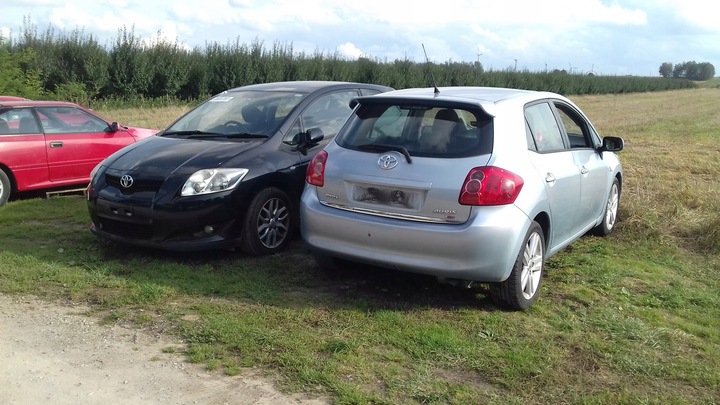 фото №7, Toyota auris i стійка лівий поріг