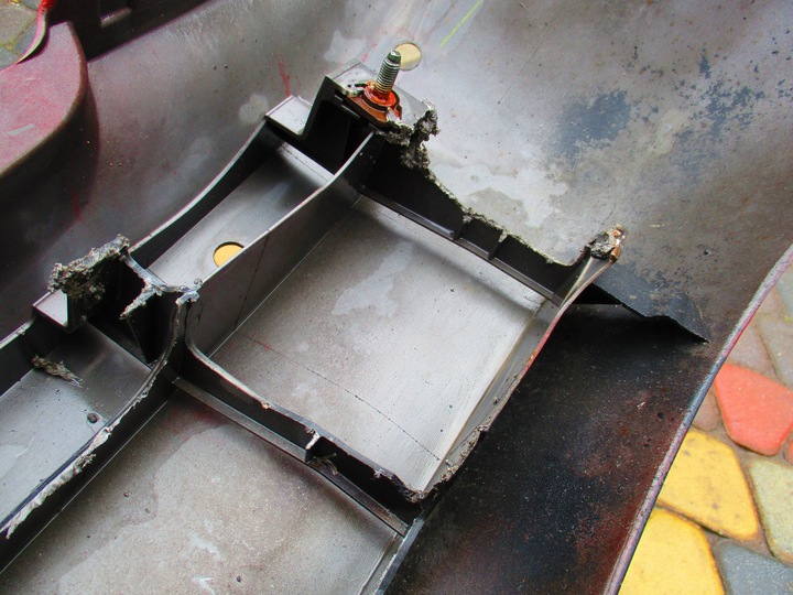 фото №10, Mazda 323bj 323 bj hb 98-01 бампер зад задній a3e