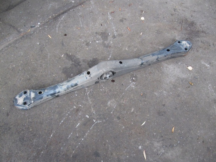 фото №1, Траверса поддержка коробки коробки передач vw touareg 7l 04-10