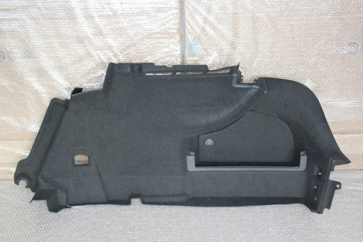 фото №1, Оббивка багажника права vw passat b8 3g5867428j