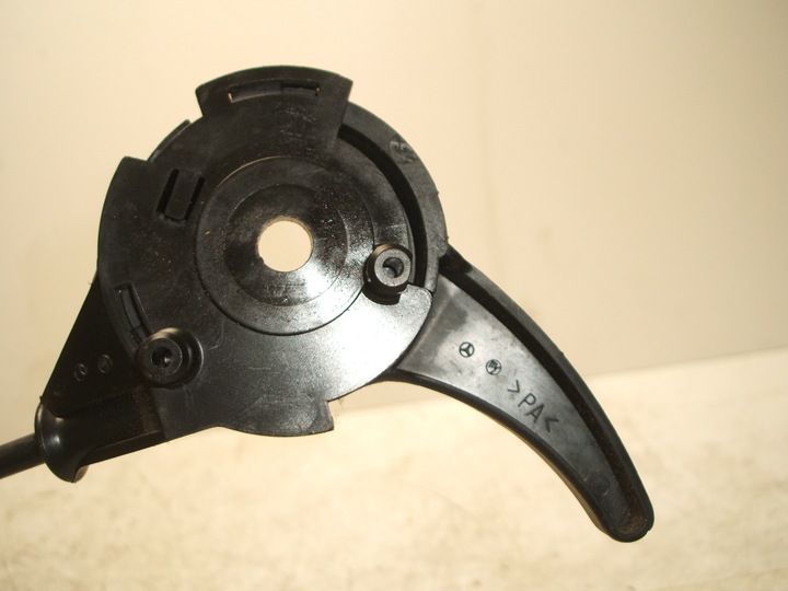 фото №2, Mercedes sl r129 важіль відкривання капота тягa