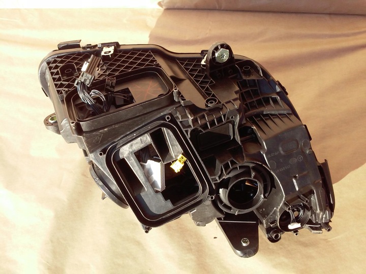 фото №3, Mercedes c класс w205 рестайлинг multibeam лампа лампы