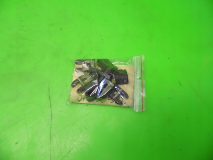 фото №6, Лапки кронштейны инжекторов mercedes w210 2.9 td