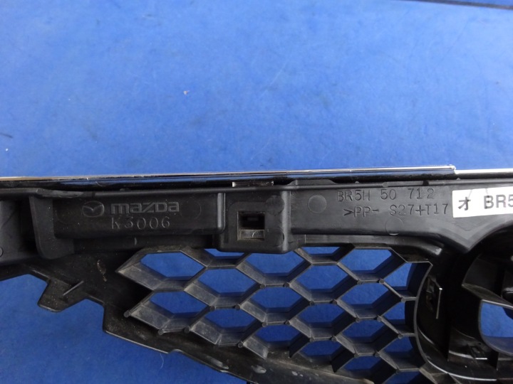 фото №7, Mazda 3 sedan рестайлинг 06-08 2006-2008 решётка решётка