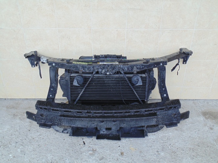 stěna chladičů kompletní JEEP GRAND CHEROKEE WK2 2012 ROK 3.0 CRDI