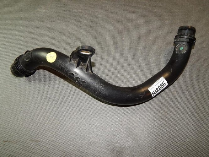 AUDI A6 C7 2.0 TDI hose hose of water 04L121071A