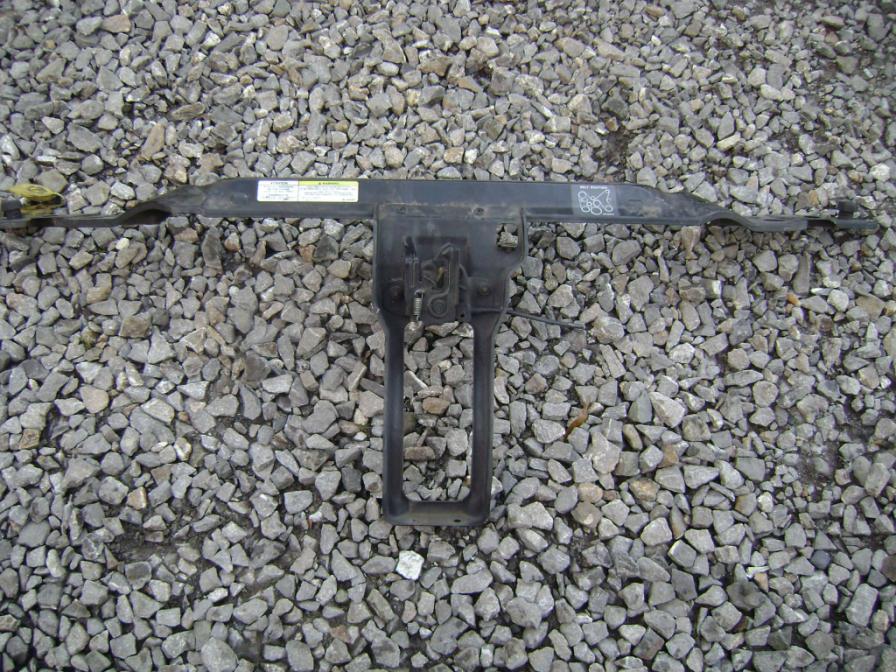 фото №1, Pas передний верхний замок jeep liberty 05-08