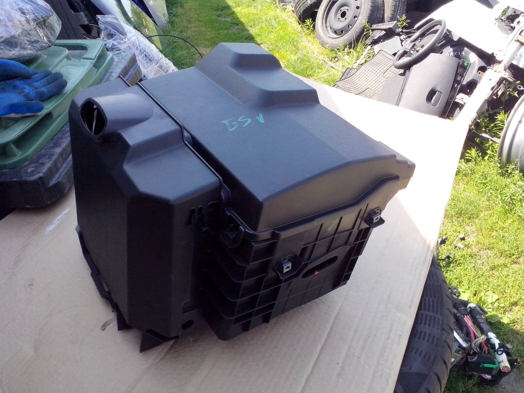 фото №1, Корпус корпус аккумулятор renault espace v