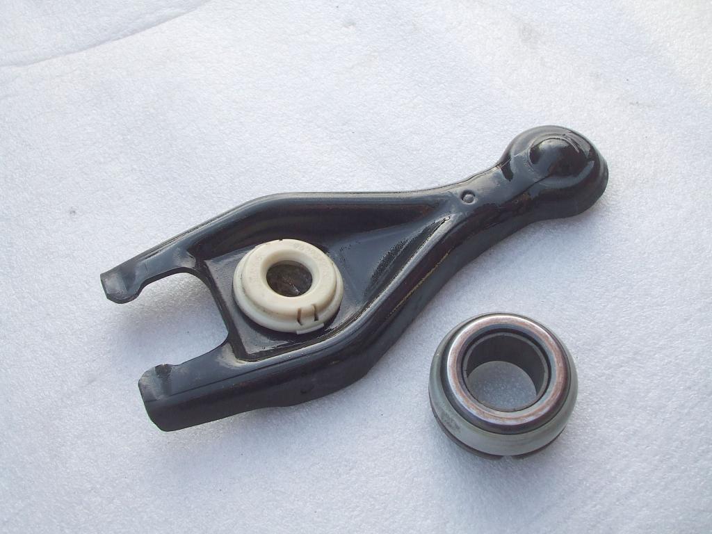 фото №1, Citroen c4 picasso 1,6hdi 2010r кронштейн сцепления