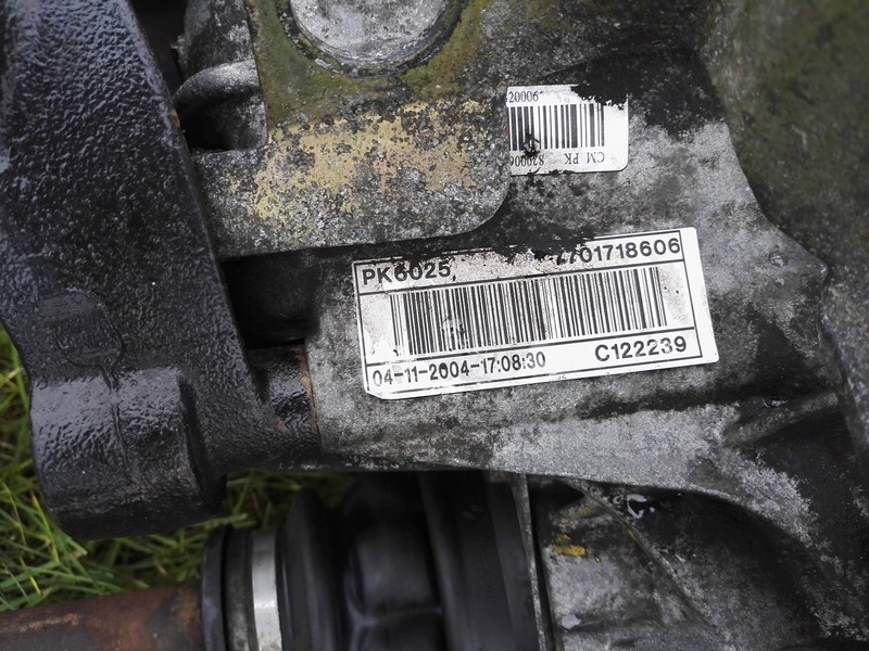 Привідний вал права довга trafic vivaro primastar 1.9 dci Київ