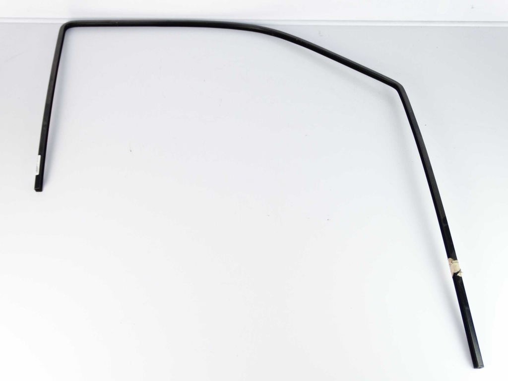 фото №1, Mercedes vito v klasa w638 рамка скло правий перед