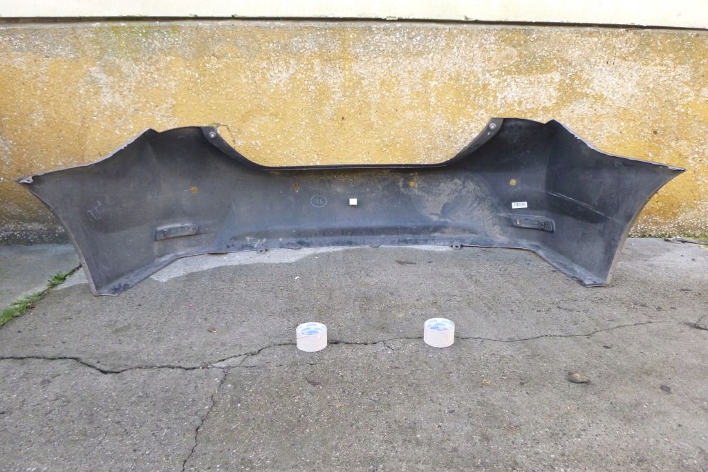 фото №9, Toyota corolla e16 sedan 13- бампер задний