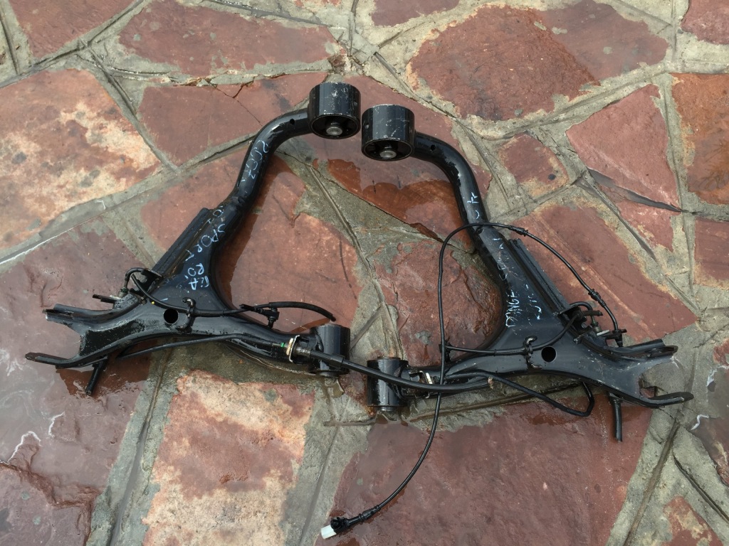 фото №1, Range rover sport важіль верхній задня лівий 2008