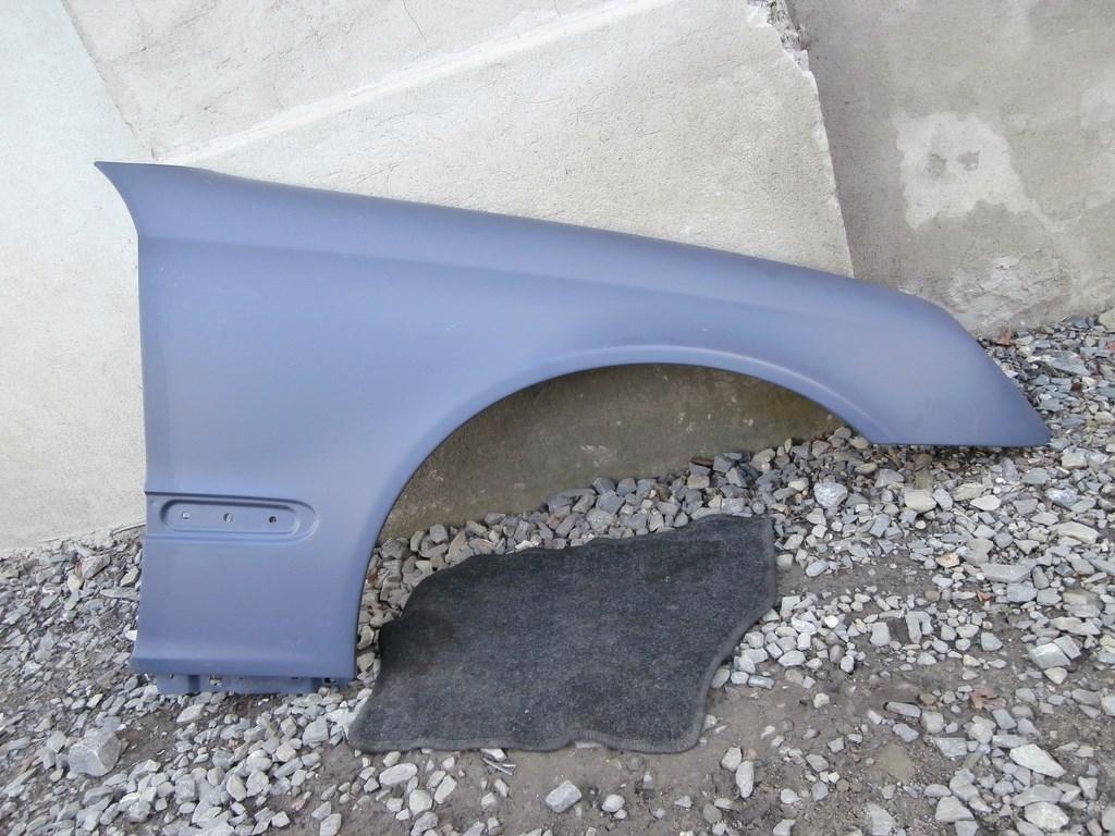 фото №1, Крыло правый перед mercedes c-klasa w203