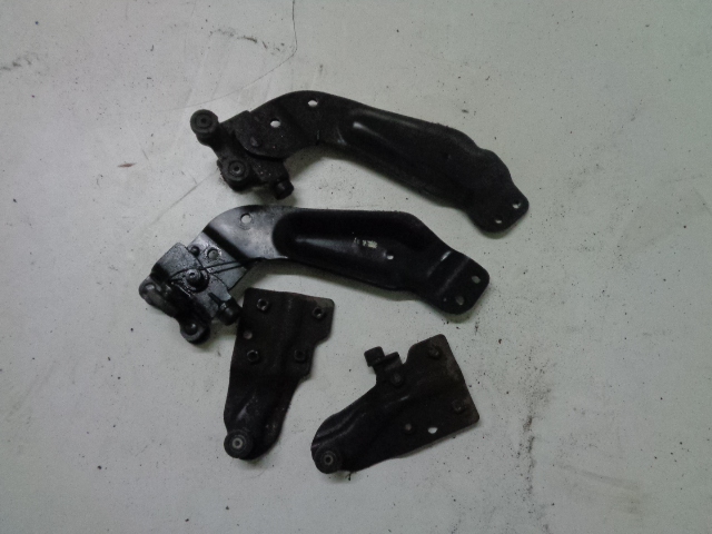 фото №1, ! kia carnival 02-06 r ролики двері нижні ліва