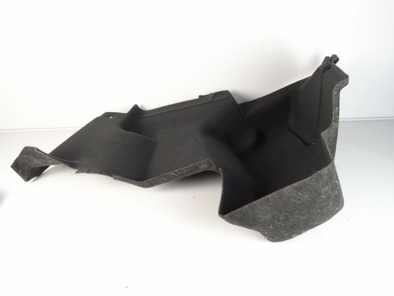 фото №1, Mercedes w203 sedan обшивка багажника права